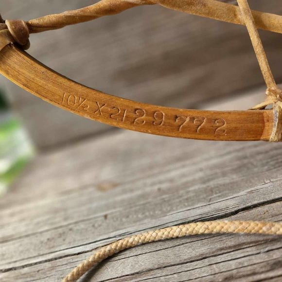 VINTAGE Military Snowshoes WWll RARE! Etched LUND US 1942 10x21 Rawhide & Wood - Picture 4 of 10